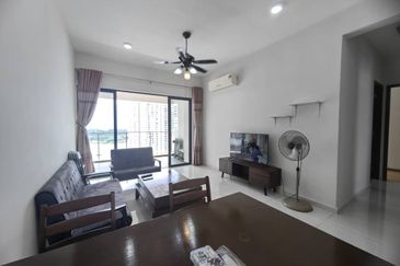 Baypoint @ Country Garden Danga Bay