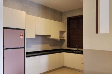 Twin Tower Residence