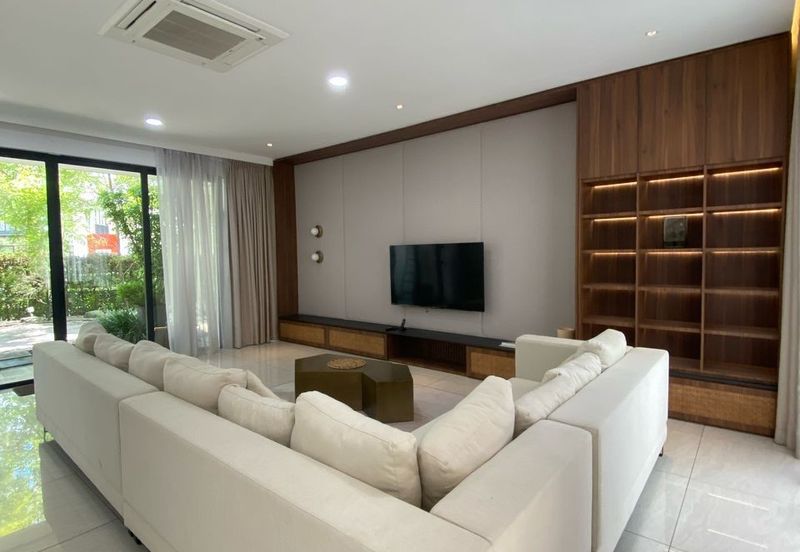 The Hills Residences, Senibong Cove