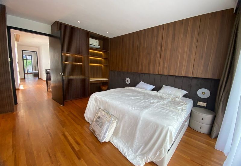 The Hills Residences, Senibong Cove