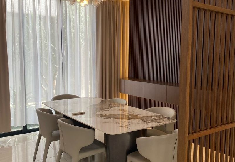 The Hills Residences, Senibong Cove