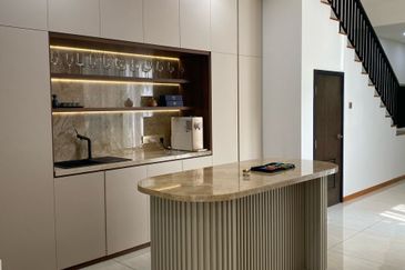 The Hills Residences, Senibong Cove