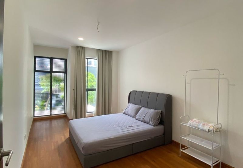 The Hills Residences, Senibong Cove