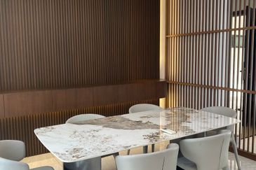 The Hills Residences, Senibong Cove