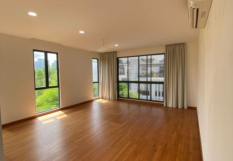 The Hills Residences, Senibong Cove