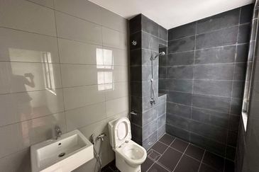 The Canal Garden South, Horizon Hills