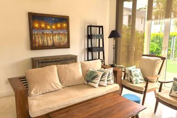 Emerald Bay @ Puteri harbour