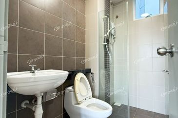 D Rich Executive Suites