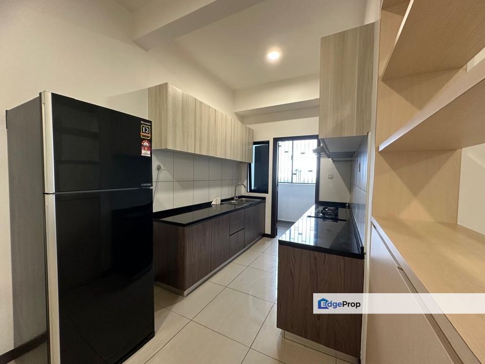 Molek Regency Mid Floor 5Bed 4Bath full Furnished for Rent, Johor, Johor Bahru