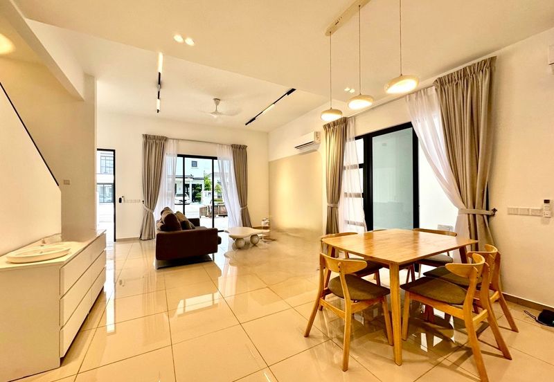 The Borough @ Eco Botanic 2