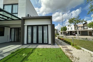 Sunway Citrine Lakehomes