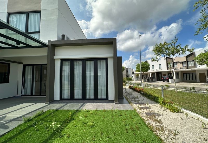 Sunway Citrine Lakehomes