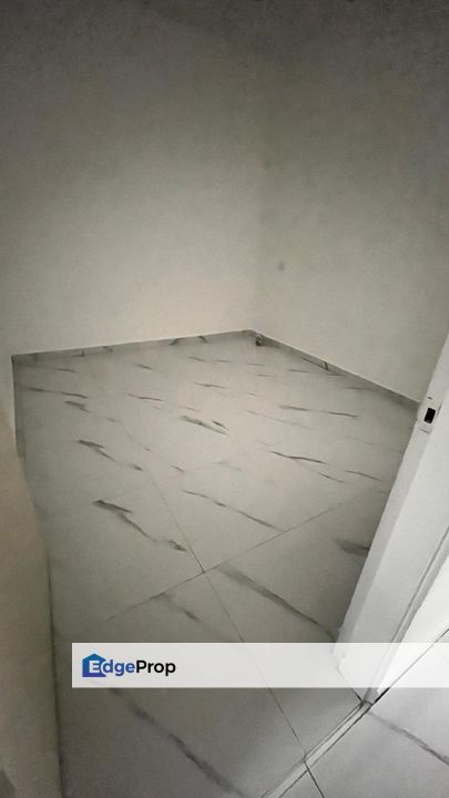 Taman Kurnia @ Kluang Single Storey Terrace House for Sale (100% full loan), Johor, Kluang