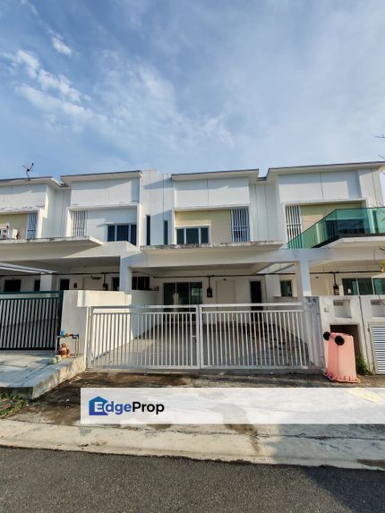 Jln Seri Impian @ Bdr Seri Impian 2 Storey Terrace House 100% full loan, Johor, Kluang