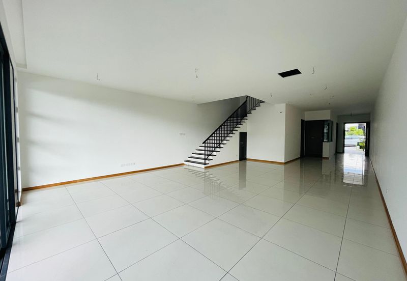 Senibong Cove Waterway Residences