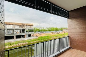 Senibong Cove Waterway Residences