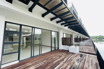 Senibong Cove Waterway Residences