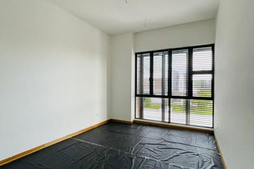 Senibong Cove Waterway Residences