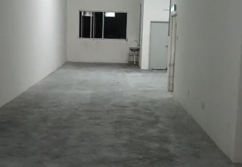 Taman Haji Manan @ Kluang 2nd Floor Shoplot for Rent