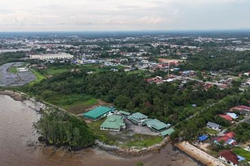 Pontian Agriculture Zoning Residential Land 2.1acres for Sale