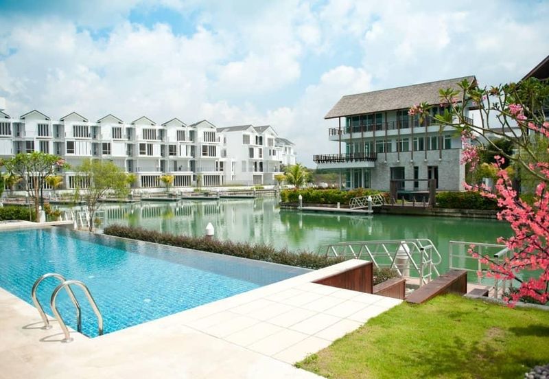 Emerald Bay @ Puteri harbour