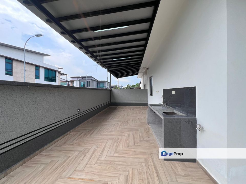 Bandar Cemerlang Breeze Precinct B 2 Storey Cluster House for Rent, Johor, Ulu Tiram