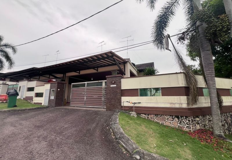 Taman Gunung Selatan @ Kluang Single Storey Semi D Cluster House