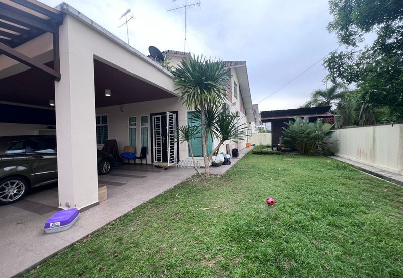 Taman Gunung Selatan @ Kluang Single Storey Semi D Cluster House