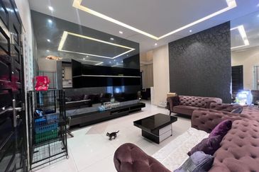 Taman Gunung Selatan @ Kluang Single Storey Semi D Cluster House