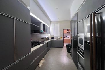 Taman Gunung Selatan @ Kluang Single Storey Semi D Cluster House