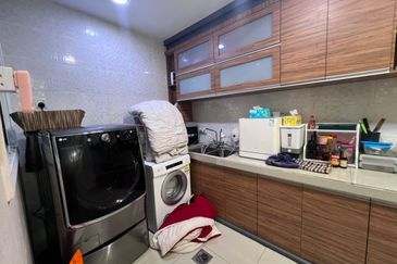 Taman Gunung Selatan @ Kluang Single Storey Semi D Cluster House