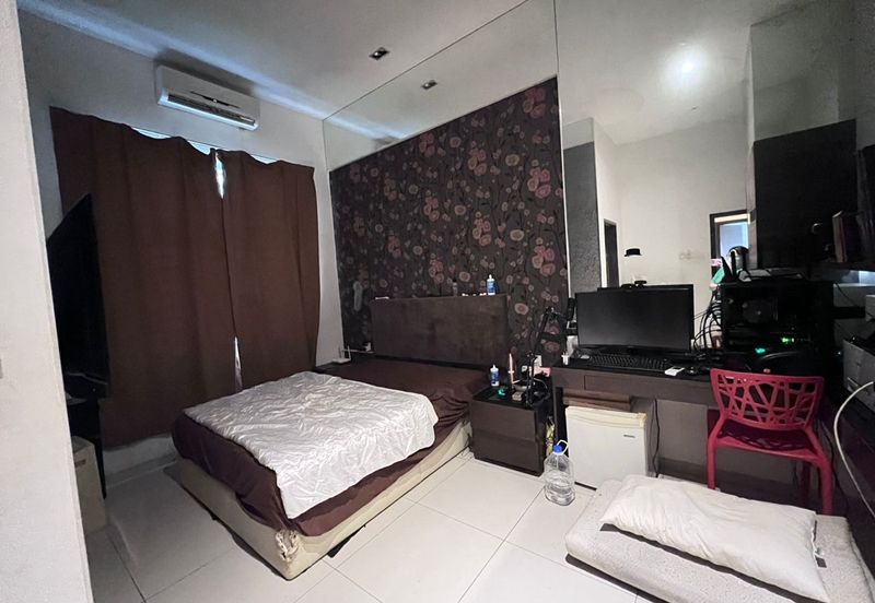 Taman Gunung Selatan @ Kluang Single Storey Semi D Cluster House