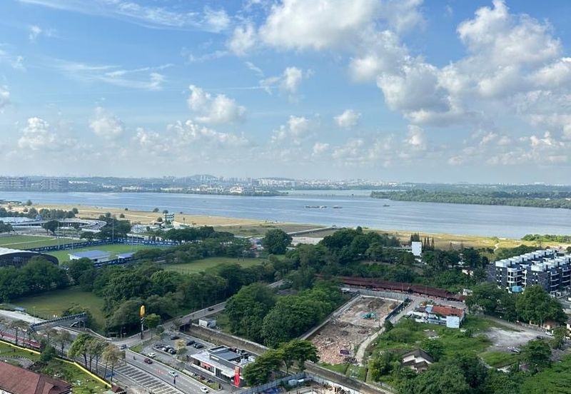 Aloha Tower Condominium