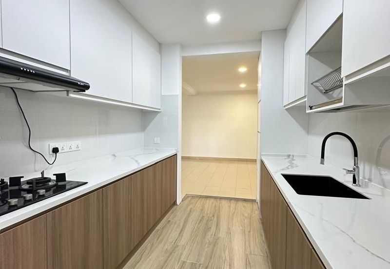 Aloha Tower Condominium