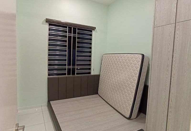 Bukit Indah Avenue 26 @ Villosa