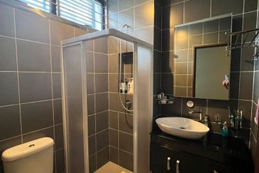 The WaterEdge Residences