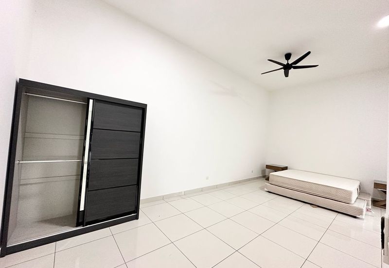 Sky Loft Premium Suites, Bukit Indah