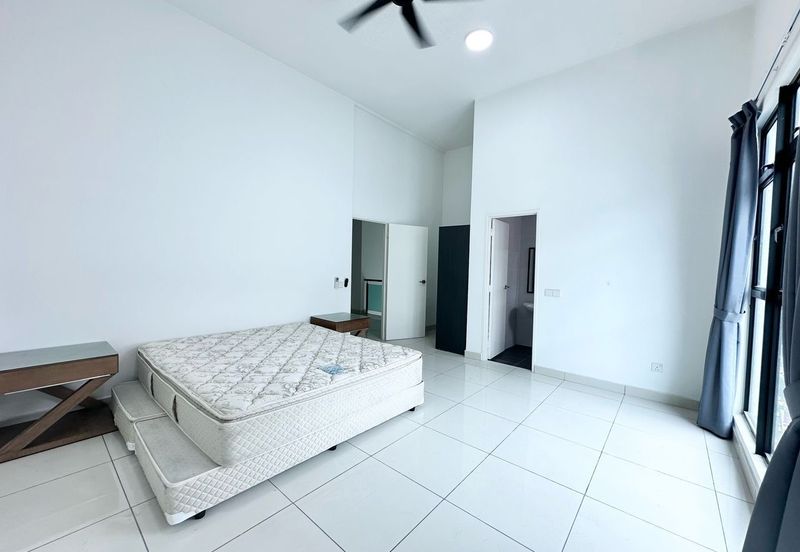 Sky Loft Premium Suites, Bukit Indah