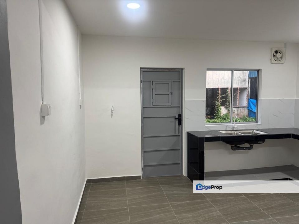 Taman Putera Indah @ Batu Pahat 2 Storey Low Cost House for Rent, Johor, Batu Pahat