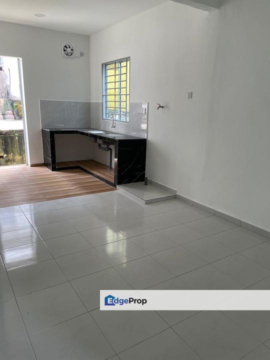 Taman Aman Kluang Double Storey Endlot Low Cost House | 100% full loan, Johor, Kluang