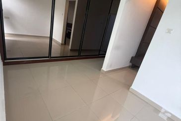 Maple Red, Adda Heights