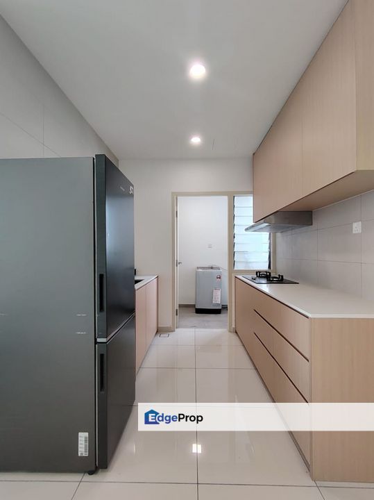 Summit @ Lagoon Residences Corner lot Seaview Unit for Rent, Johor, Pasir Gudang