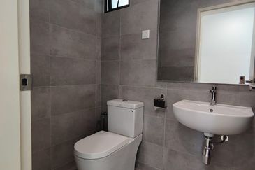 Summit @ Lagoon Residences