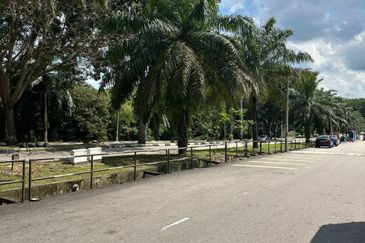 Taman Saujana Kluang Double Storey Shoplot for Sale