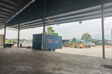 Kulai 5acres Detached Factory/Warehouse for Rent