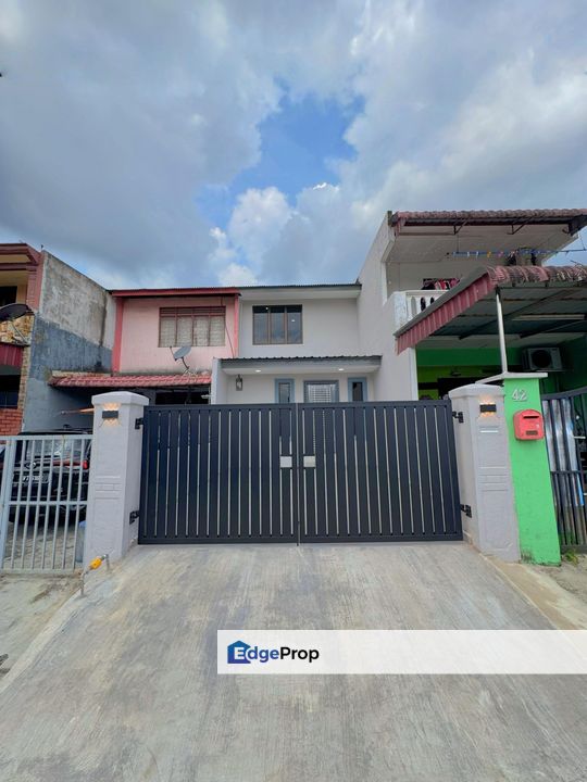 Jalan Seroja @ Taman Johor Jaya Double Storey Low Cost House for Sale ...