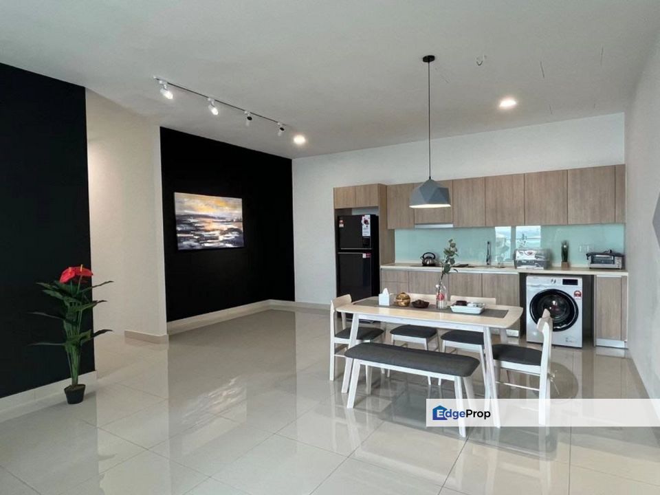 Green Haven Condo fully furnished with Private Lift, Johor, Masai