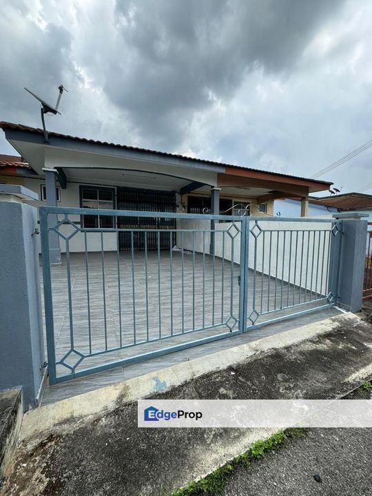 Taman Seri Impian Kluang Fasa 3 Single Storey Terrace House | 100% full loan, Johor, Kluang