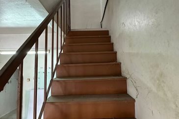 Taman Desa Kluang 2 Storey Low Cost House | 100% full loan