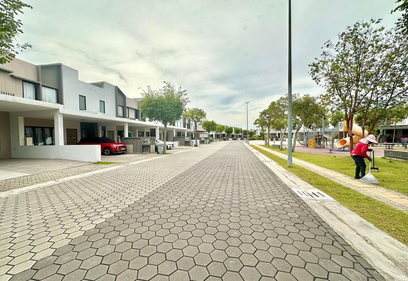 Sunway Citrine Lakehomes